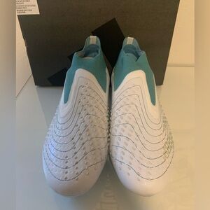Adidas PREDATOR ACCURACY+ FG‎ FZ6276  White/Gray Two/Pre-Loved Blue size 7 men’s